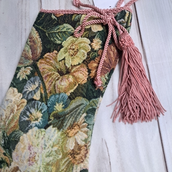 2 FOR 20 SALE Victorian Style Floral Christmas Stocking - Picture 6 of 7